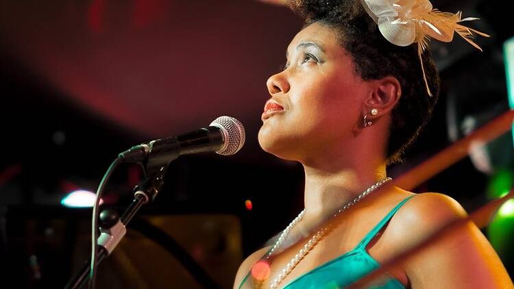 Tributo a Billie Holiday (IES San Isidro). Tributo a Billie Holiday (IES San Isidro).