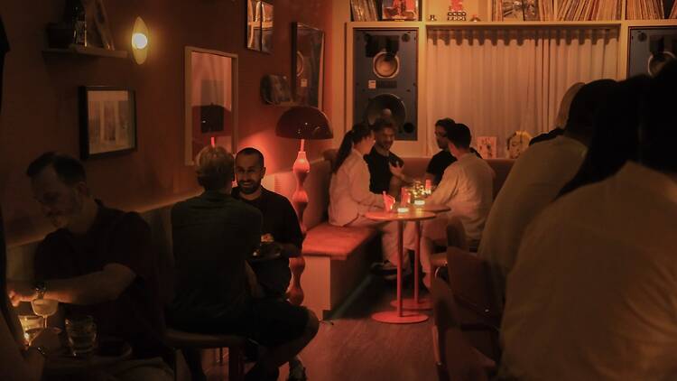 Club Salva Record Bar