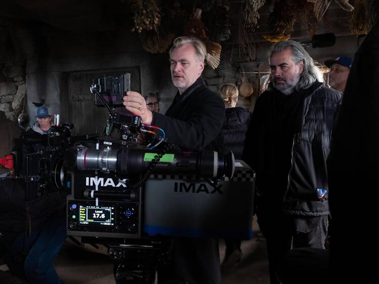 3. ถ่ายทำทั้งเรื่องด้วยกล้อง IMAX Film 70mm 3. ถ่ายทำทั้งเรื่องด้วยกล้อง IMAX Film 70mm