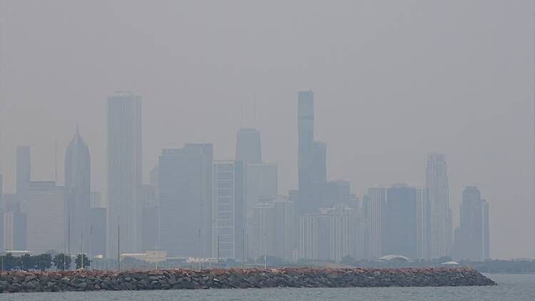 Chicago smoky skies