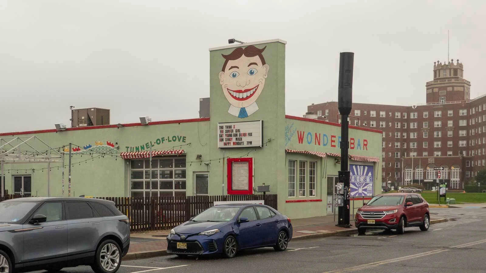 Wonder Bar, New Jersey