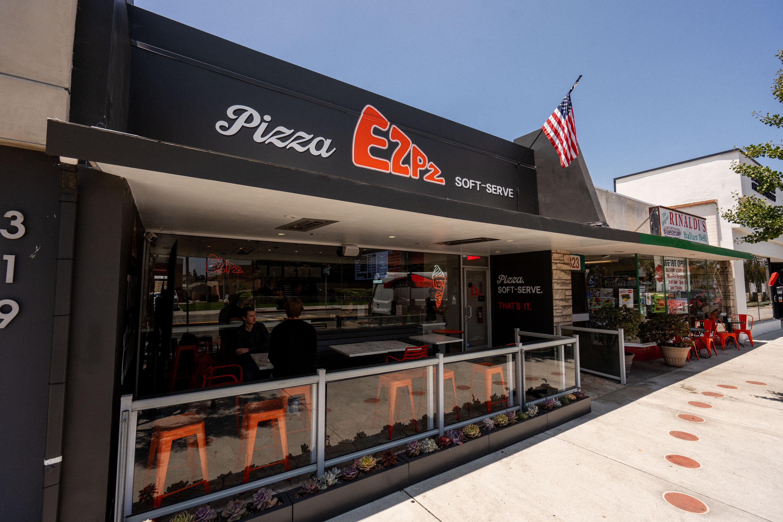 A new pizza and soft-serve shop from Hollywood couple Beau Flynn and Marley Shelton is now open in El Segundo