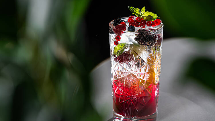 Axis Café & Lounge