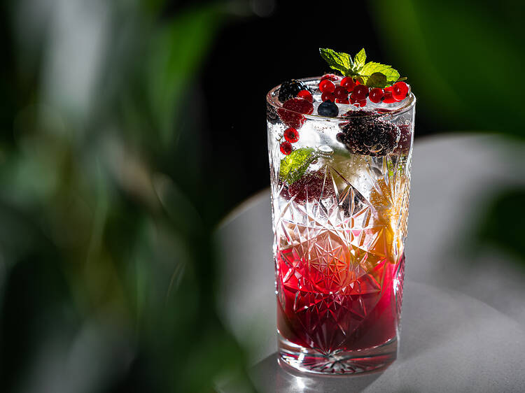 Axis Café & Lounge