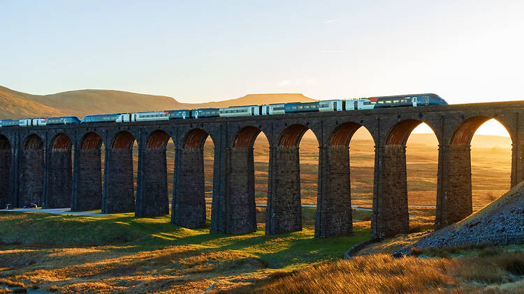 Ribblehead train line with Avanti West Coast train Ribblehead train line with Avanti West Coast train