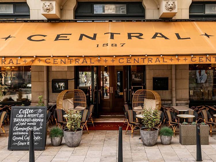 Centrál Grand Café & Bar