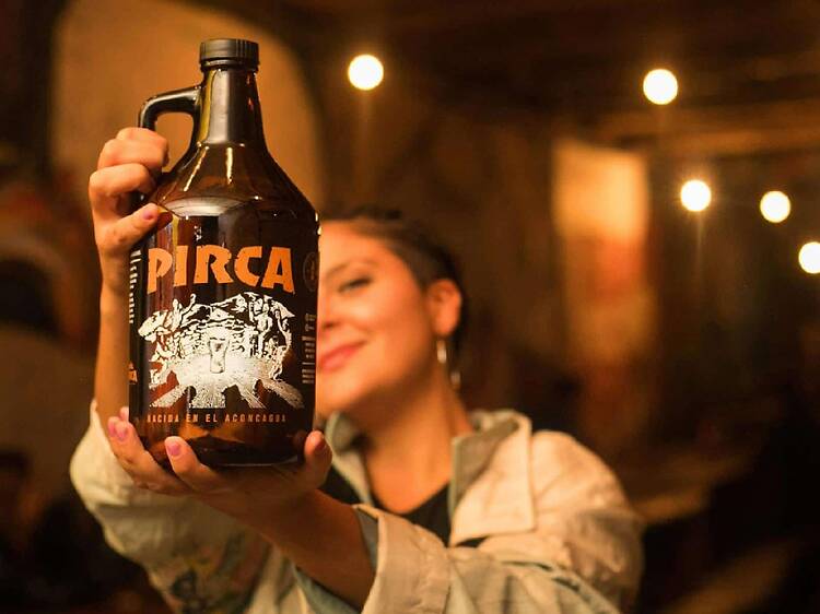 Pirca Cervecería: El espíritu urbano de la cerveza mendocina