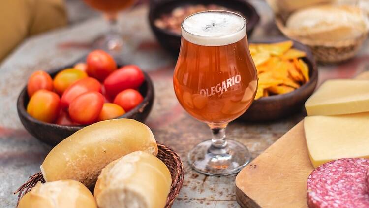 Olegario Cervecería: Una cervecería de barrio con espíritu artesanal