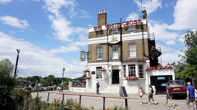 White Cross, Richmond