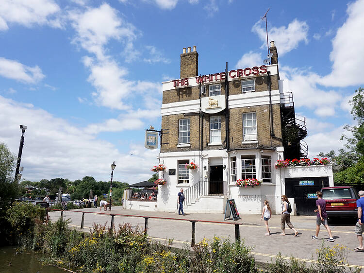 White Cross, Richmond