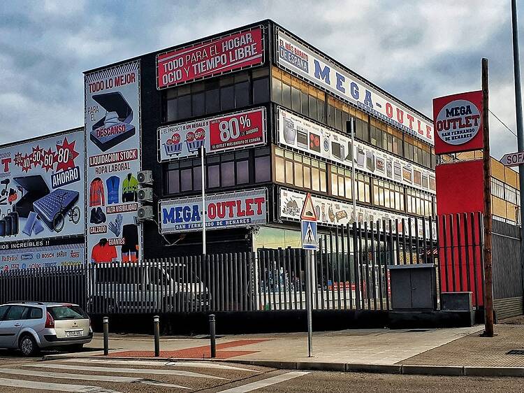 Mega Outlet Mega Outlet