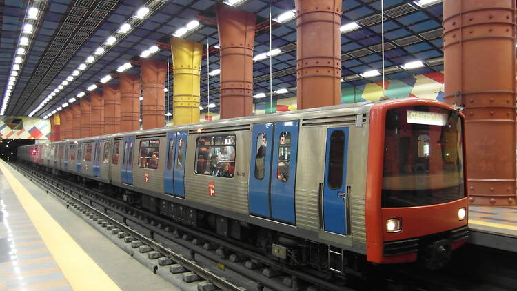 Estação de Metro de Olaias Estação de Metro de Olaias