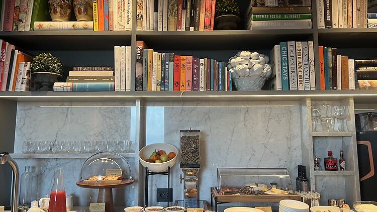 The breakfast spread in the guest lounge at Rastrello