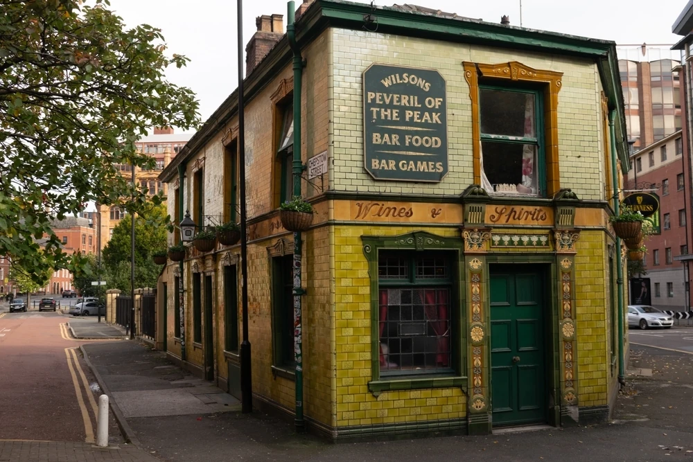 Peveril of the Peak, Manchester