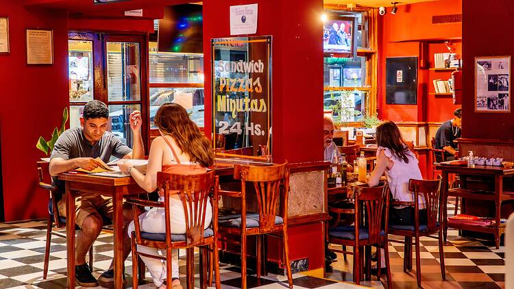 Eat at Bar La Academia, a Classic Buenos Aires Institution Eat at Bar La Academia, a Classic Buenos Aires Institution