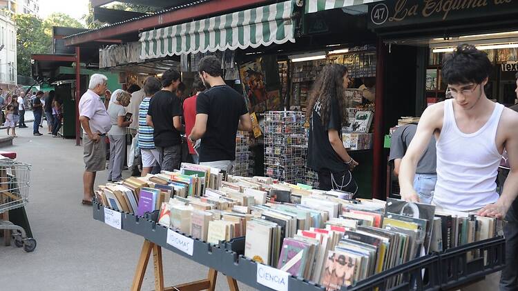 Hunt for Hidden Gems at Parque Rivadavia Book Fair Hunt for Hidden Gems at Parque Rivadavia Book Fair