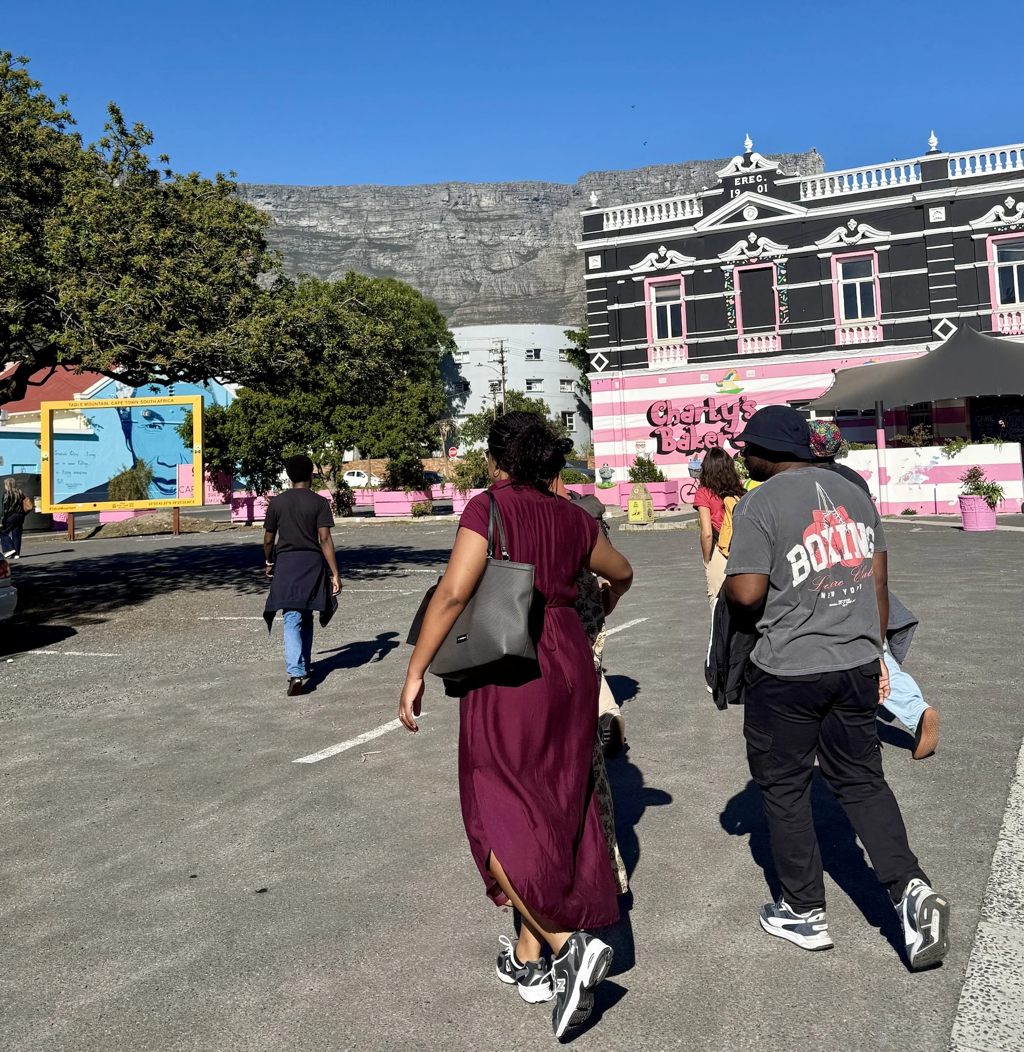 The walking tour uses the CBD as an open-air museum to share insights into the Black Consciousness Movement that challenged the oppresive apartheid regime. 