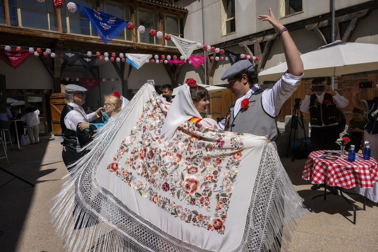 Chotis