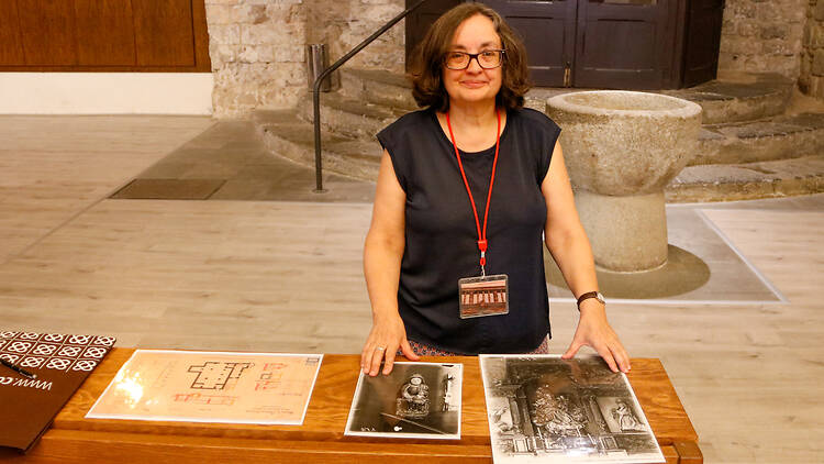 Montserrat Riu amb la seva troballa