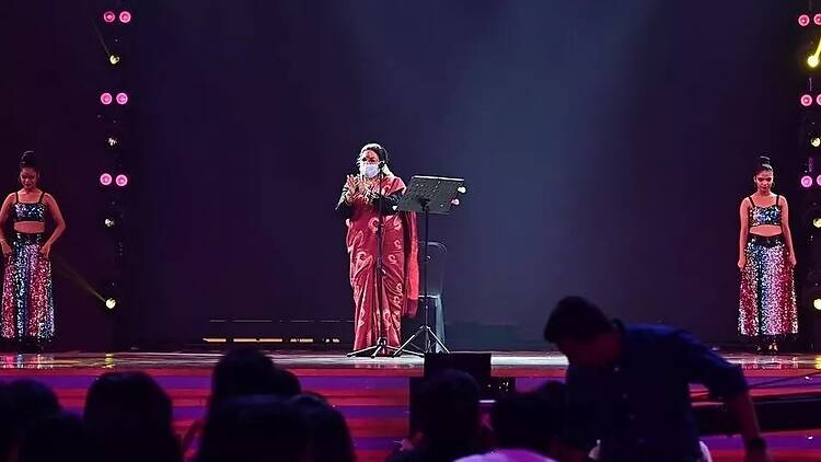 Usha Uthup Live