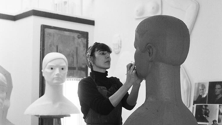 Au Petit Palais, une exposition gratuite de l'artiste Prune Nourry pour rendre hommage à 18 pionnières de l’art