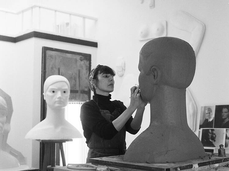 Au Petit Palais, une exposition gratuite de l'artiste Prune Nourry pour rendre hommage à 18 pionnières de l’art