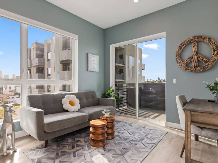 The bright flat in K-Town