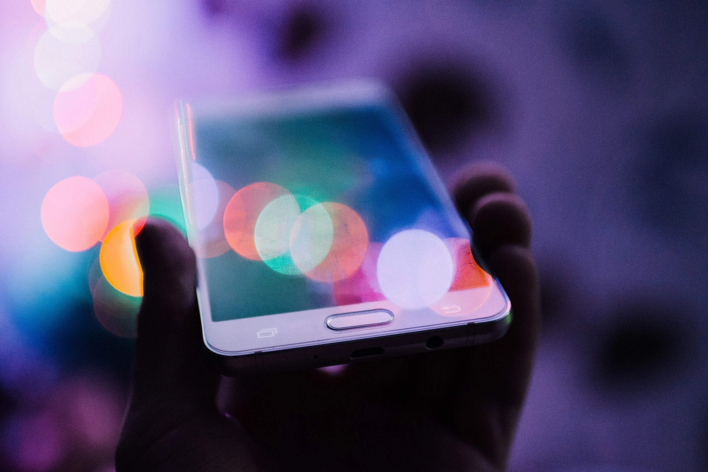 82.1% of households have internet access from at least one location. Smartphones are driving most of that connectivity.