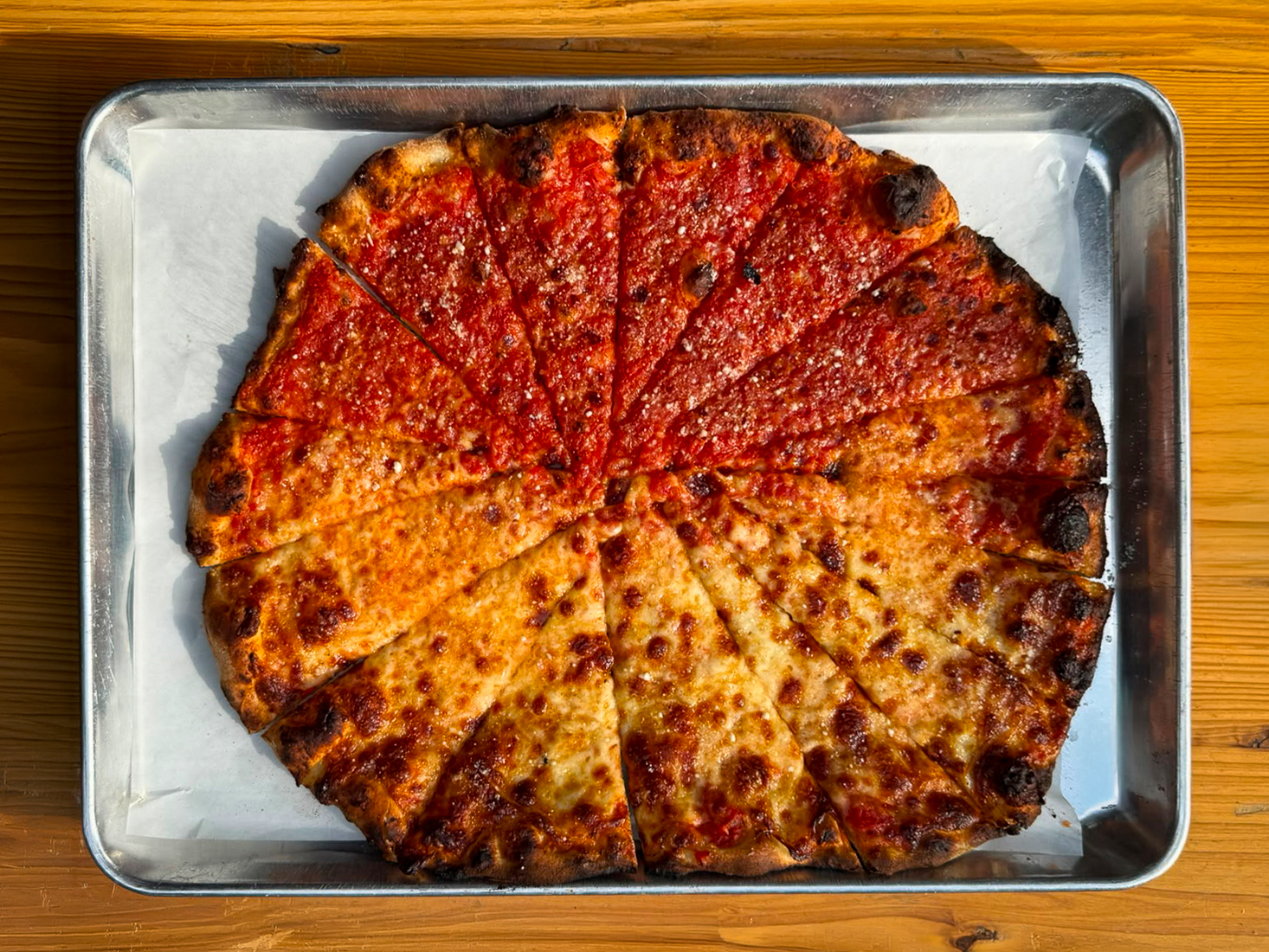 This excellent New Haven-style pizza restaurant is returning to London