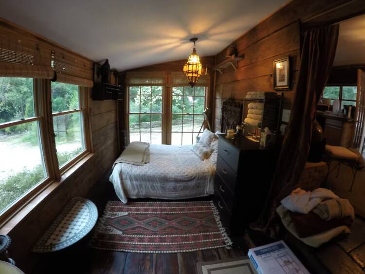 The small wood cabin in the Atlantic Highlands The small wood cabin in the Atlantic Highlands