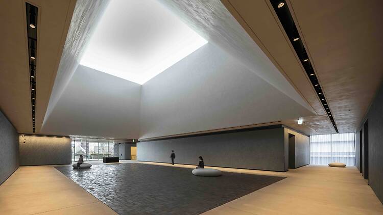 川口市立美術館 川口市立美術館