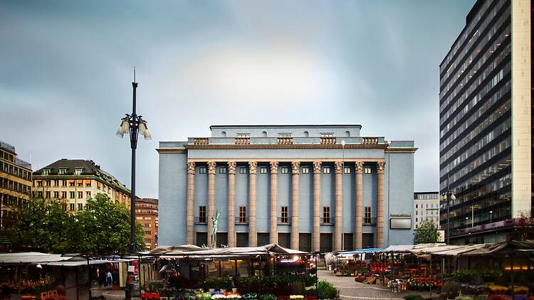 10.8. Hundraåringen vid Hötorget slår upp dörrarna – gratis 10.8. Hundraåringen vid Hötorget slår upp dörrarna – gratis