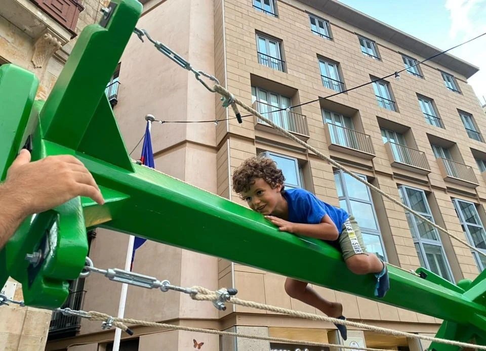 Cucanya les festes de la pla&ccedil;a Nova 