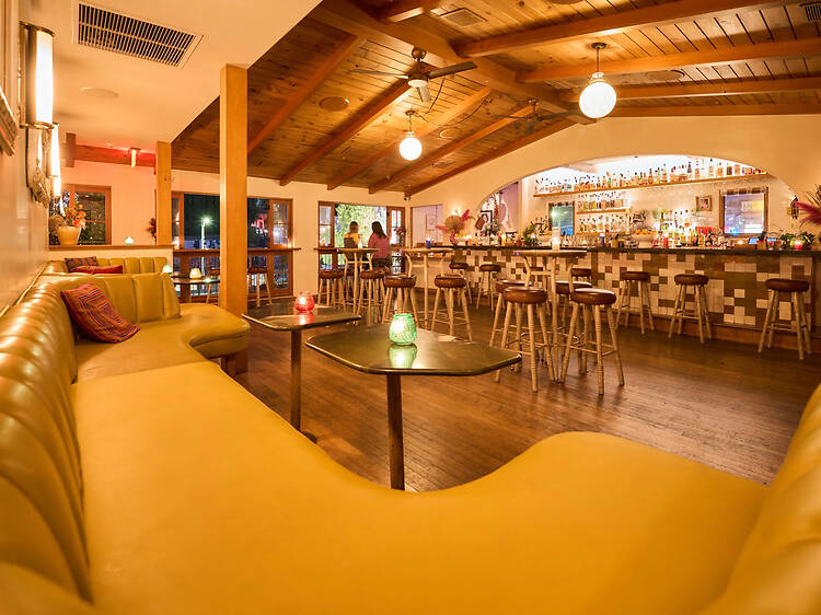 Bar Flores
