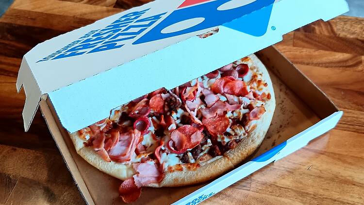 BBQ Meatlovers Pizza, Domino's Pizza Karawara