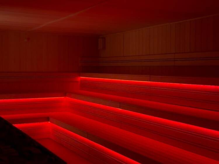 Un sauna plutôt qu’un verre en terrasse ? Les Social Wellness Clubs débarquent à Paris