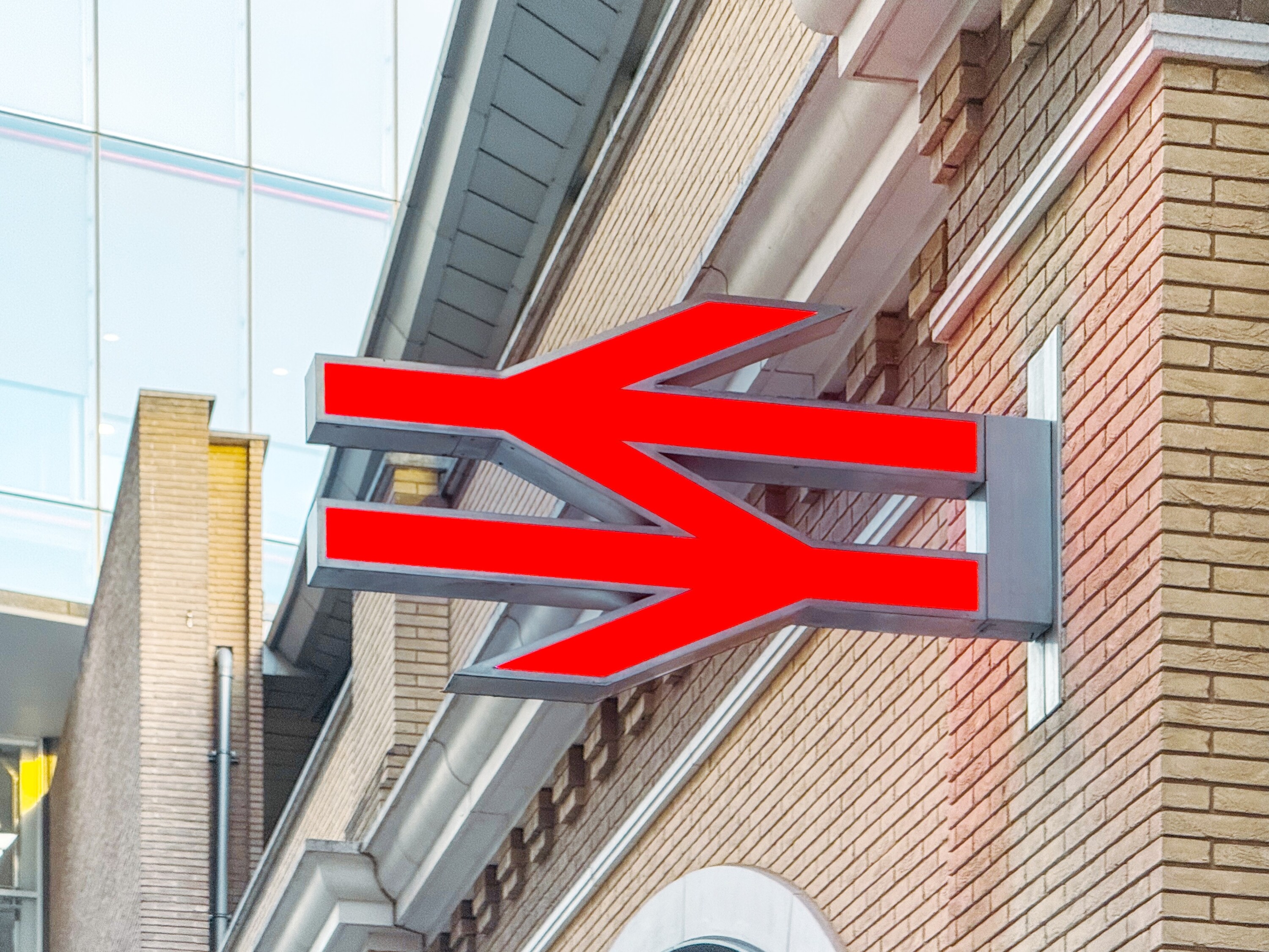 EMR August 2026 Strikes: Weekend Rail Disruption Announced by RMT