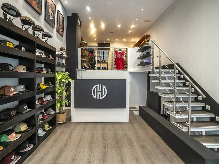 7 tiendas de gorras y sombreros en Madrid donde completar tu look 7 tiendas de gorras y sombreros en Madrid donde completar tu look