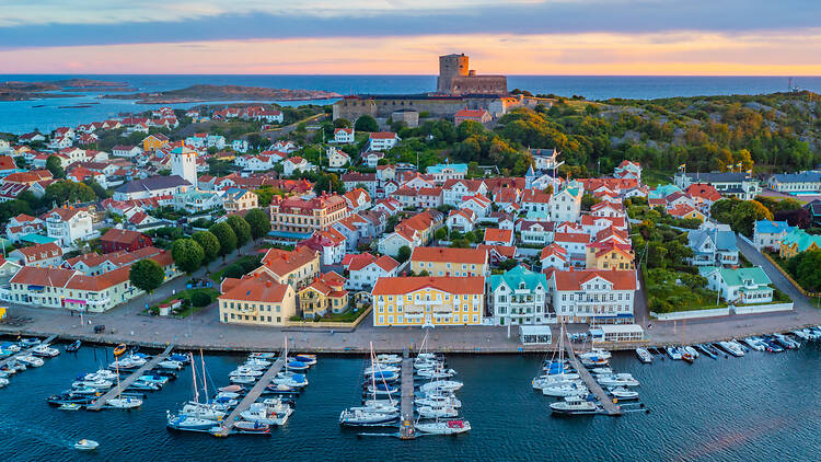 Discover historic Marstrand Discover historic Marstrand