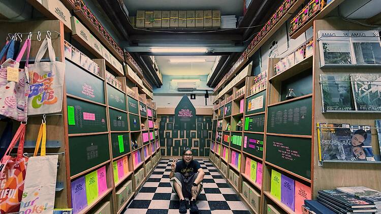 Confront AI and creativity at this exhibition inside a bookstore Confront AI and creativity at this exhibition inside a bookstore
