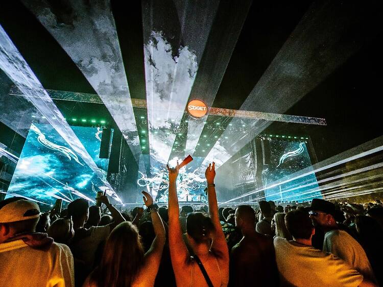 Sziget Fesztivál 2026: fellépők, koncertkezdések, jegyek, dátumok és minden fontos infó egy helyen Sziget Fesztivál 2026: fellépők, koncertkezdések, jegyek, dátumok és minden fontos infó egy helyen