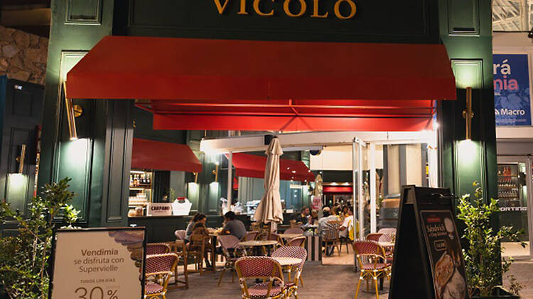 Vicolo SpirItaly: un rincón de Italia en Godoy Cruz Vicolo SpirItaly: un rincón de Italia en Godoy Cruz