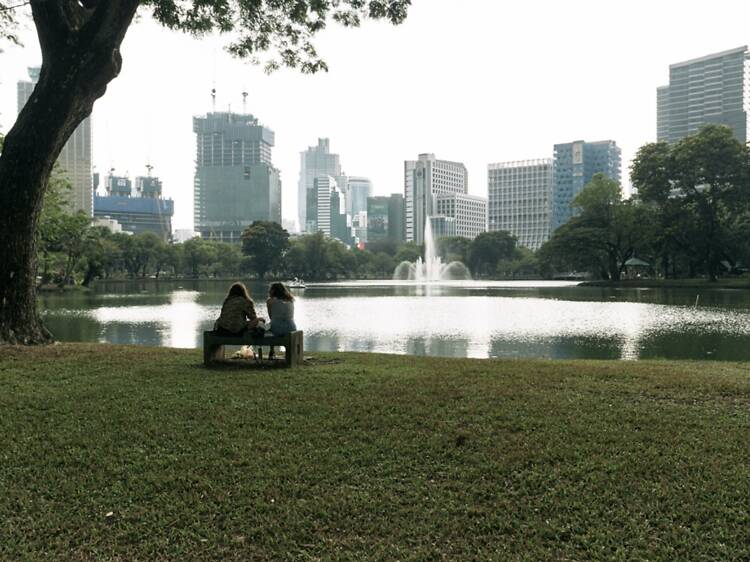 กลับ ‘มาทำเหี้ยอะไรกัน’ กิจกรรมใหม่ที่เปลี่ยนสวนลุมให้เป็นพื้นที่กิจกรรมเล็กๆ โดยไม่มีใครบอกว่าต้องทำอะไร กลับ ‘มาทำเหี้ยอะไรกัน’ กิจกรรมใหม่ที่เปลี่ยนสวนลุมให้เป็นพื้นที่กิจกรรมเล็กๆ โดยไม่มีใครบอกว่าต้องทำอะไร