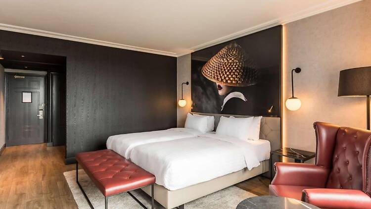 Radisson RED London Heathrow