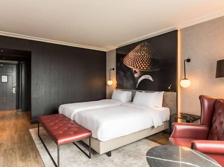 Radisson RED London Heathrow