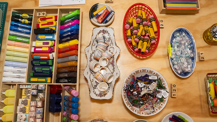 goma, papeleria, tienda de papeleria, ilustraciones, colores, articulos de papeleria, cdmx, tienda escolar
