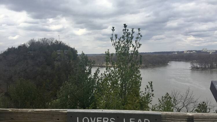Lovers Leap overlook