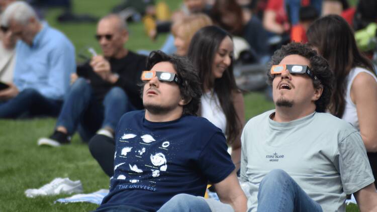 Eclipse solar