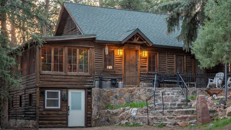 The bougie log cabin in Indian Hills The bougie log cabin in Indian Hills