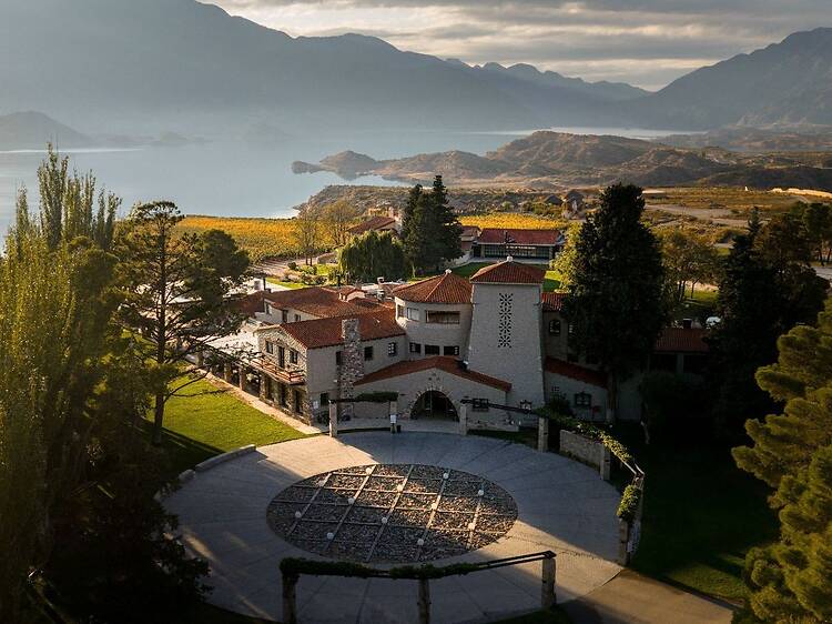 Gran Hotel Potrerillos: Un clásico de la montaña para almorzar, cenar o hacer una pausa con café Gran Hotel Potrerillos: Un clásico de la montaña para almorzar, cenar o hacer una pausa con café
